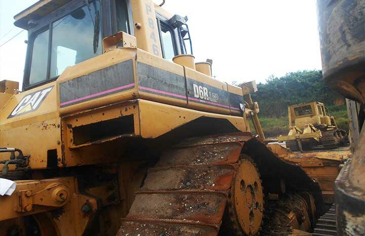 Location Engin Bulldozer Caterpillar D6R LGP à Douala complet