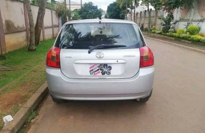 TOYOTA Corolla 115 2004 Yaoundé complet