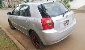 TOYOTA Corolla 115 2004 Yaoundé complet