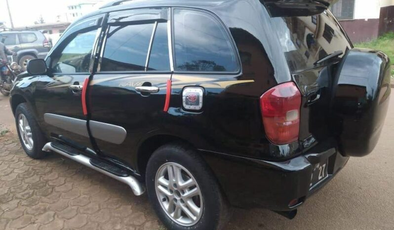 Toyota RAV4 2004 occasion Yaoundé complet