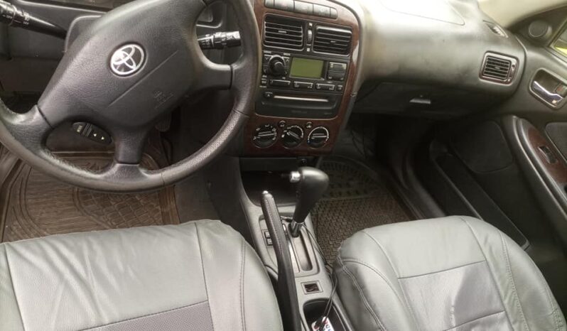 Toyota Avensis 2003 Yaoundé complet