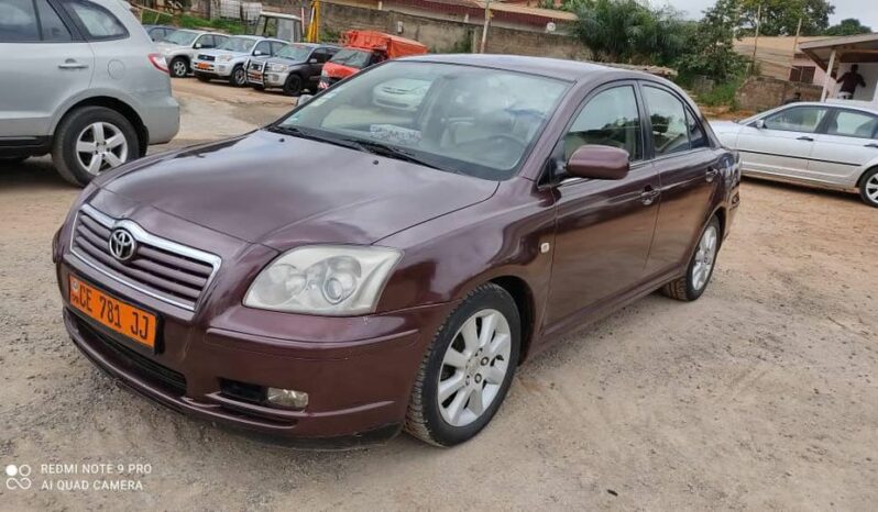 Toyota Avensis 2005 occasion Yaoundé complet