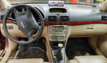 Toyota Avensis 2005 occasion Yaoundé complet