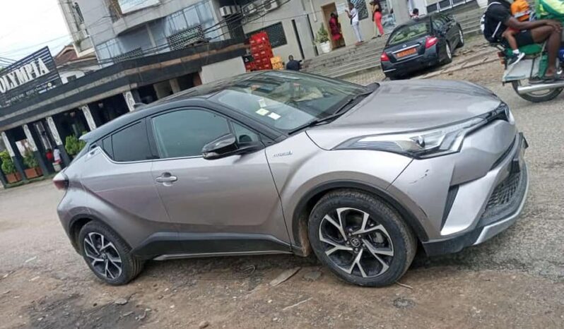 Toyota CHR 2018 occasion Douala complet