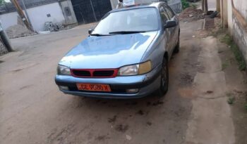 Toyota Carina E 2000 Yaoundé complet