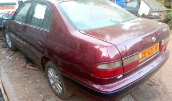 Toyota Carina E à vendre Yaoundé complet