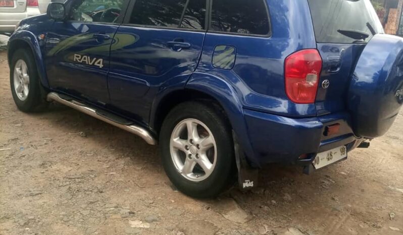 Toyota Rav4 2002 Douala complet