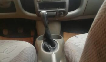 Toyota Yaris 2003 essence Yaoundé complet