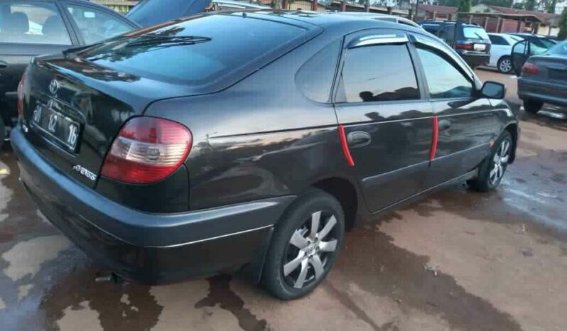 Toyota Avensis 2002 Yaoundé complet