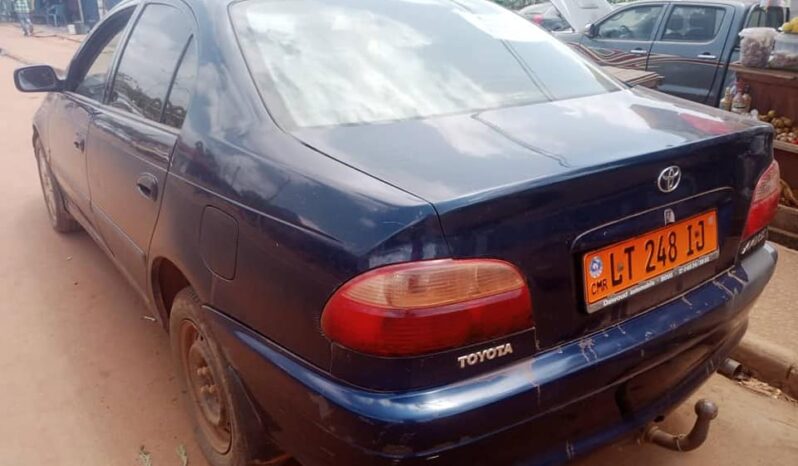 Toyota Avensis 2002 occasion à vendre Yaoundé complet