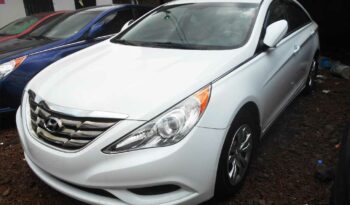 Hyundai Sonata 2012 occasion d’Europe à vendre à Douala complet