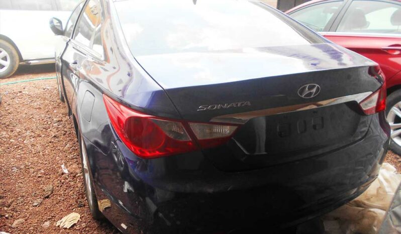 Hyundai Sonata 2012 occasion d’Europe à vendre à Douala complet