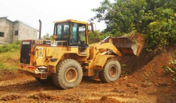 Location engin Chargeuse sur pneus Caterpillar 928F à Douala complet