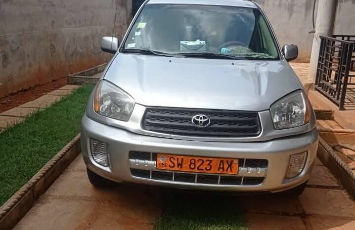 Toyota Rav4 2004 occasion Yaoundé complet