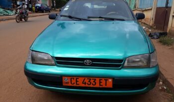 Toyota Carina E à Yaoundé complet