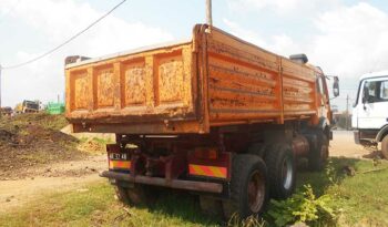 Camion benne Actros 2635 à Douala complet