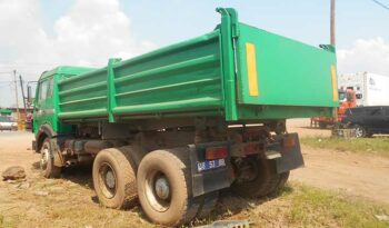 Camion benne Actros 2635 occasion à Douala complet