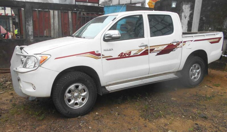 Location voiture Pick-up à Douala complet