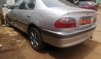 Toyota Avensis à vendre à Yaoundé Cameroun complet