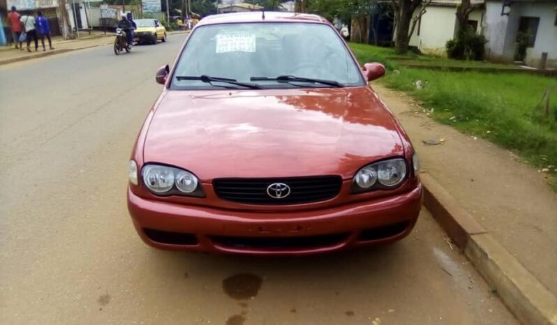 Toyota Corolla 111 Yaoundé Cameroun complet