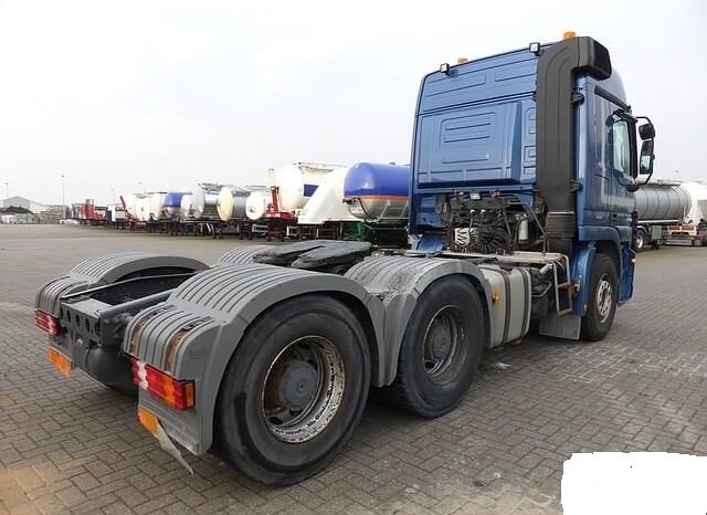 Tracteur Mercedes Benz Actros type 2660 LS V8 6X4 Douala complet