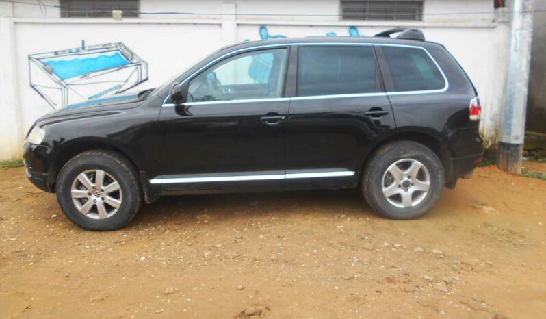 Volkswagen Touareg à vendre à Douala complet