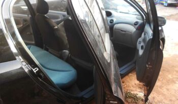 Toyota Yaris 2002 occasion d’Europe à vendre Douala complet