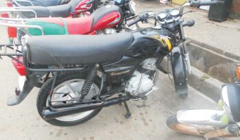 Moto TVS occasion à vendre Douala complet