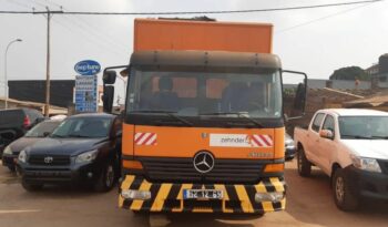 Camion fourgon Mercedes Atego 1224 2010 à vendre Yaoundé complet