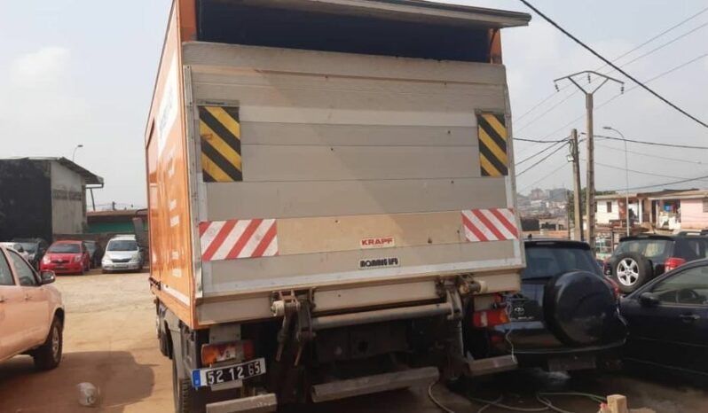 Camion fourgon Mercedes Atego 1224 2010 à vendre Yaoundé complet