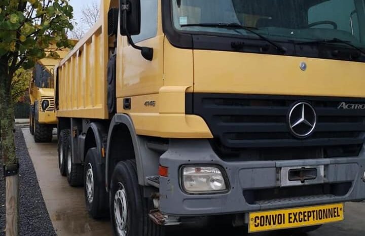 Camion benne Mercedes-Benz Actros 3341 Yaoundé complet