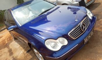 Mercedes kompressor C180 à vendre Yaoundé complet