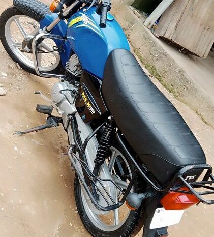 Moto TVS à vendre Douala complet