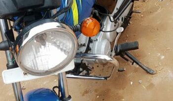 Moto TVS à vendre Douala complet