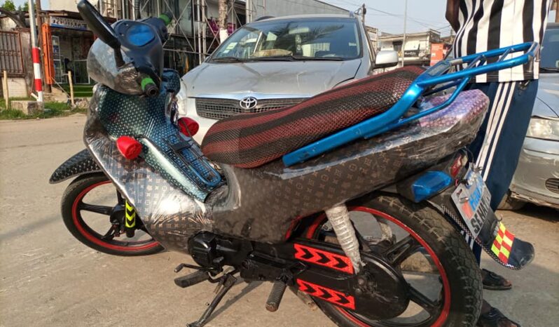 Moto Haojue à vendre Douala complet