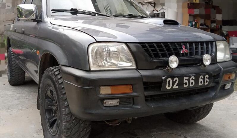 Mitsubishi L200 2001 Douala complet