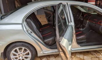 TOYOTA AVENSIS tête de cochon à vendre Douala complet