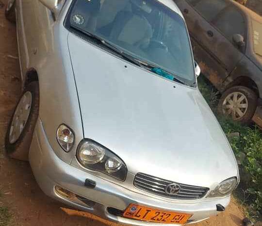 Toyota Corolla 111 2002 Yaoundé complet