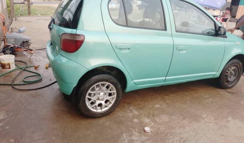 Toyota Yaris 2002 Essence Douala complet