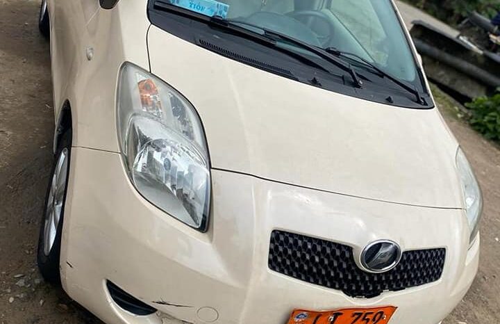 Toyota Yaris 2008 Automatique Douala complet