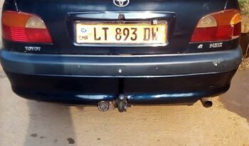 Toyota avensis 2002 occasion yaoundé complet