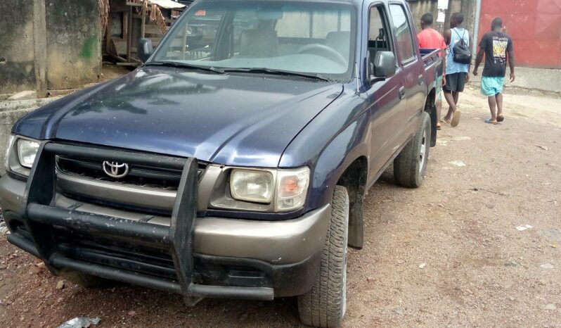 Toyota hilux double cabine à vendre Douala complet