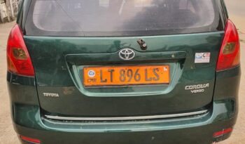 TOYOTA COROLLA VERSO 2004 Douala complet