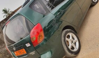 TOYOTA COROLLA VERSO 2004 Douala complet