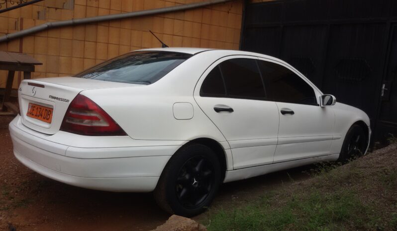 Mercedes-Benz Kompressor C200 2010 à vendre Yaoundé complet