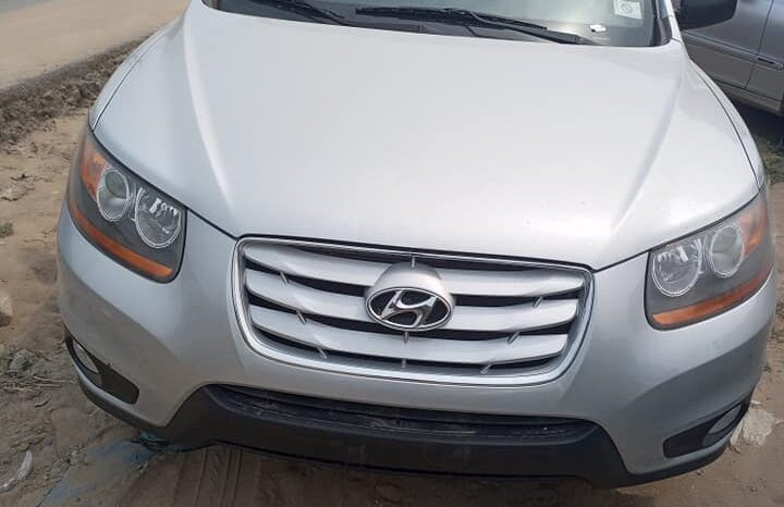 Hyundai Santa Fe 2012 à vendre Douala complet