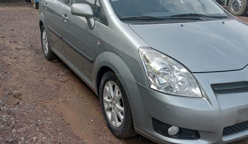 Toyota Corolla verso occasion Europe à vendre Douala complet