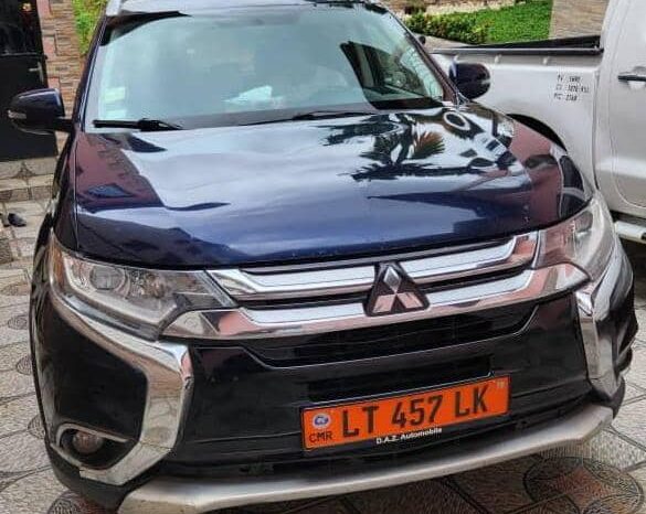 Mitsubishi Outlander 2017 occasion à vendre Douala complet