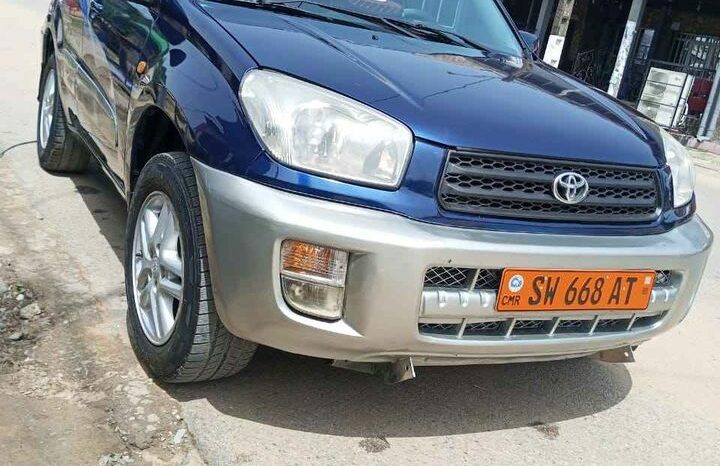 Toyota Rav4 2002 occasion à vendre Douala complet