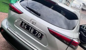 Toyota Highlander 2022 à vendre Douala complet